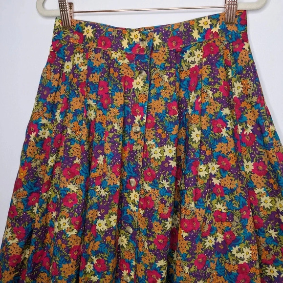 Liz Claiborne Floral A-Line Skirt with Red Belt - Picture 4 of 11